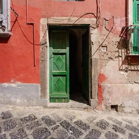 Con Giardino Nel Centro Storico *